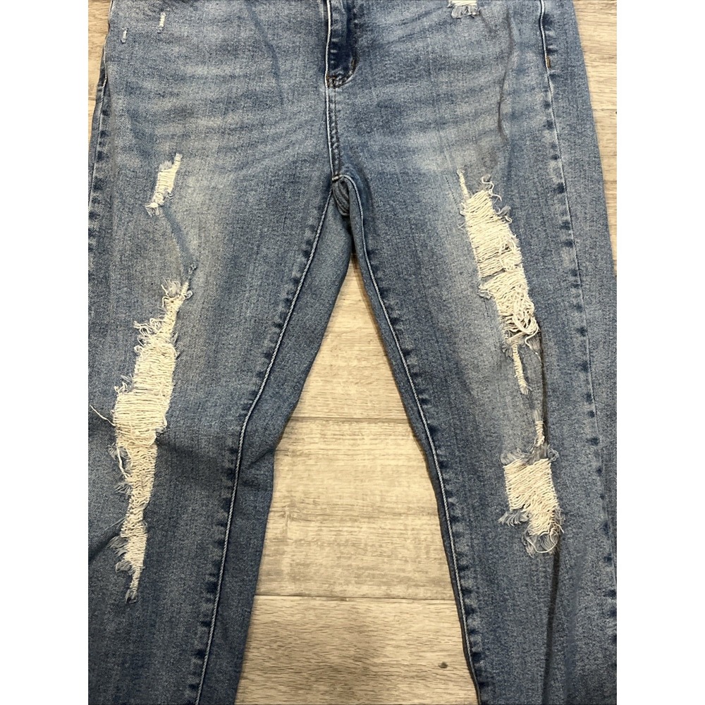 Judy Blue Women Relaxed Fit Distressed High-Rise Stretch Denim Jeans Size 15/32 - Picture 3 of 7